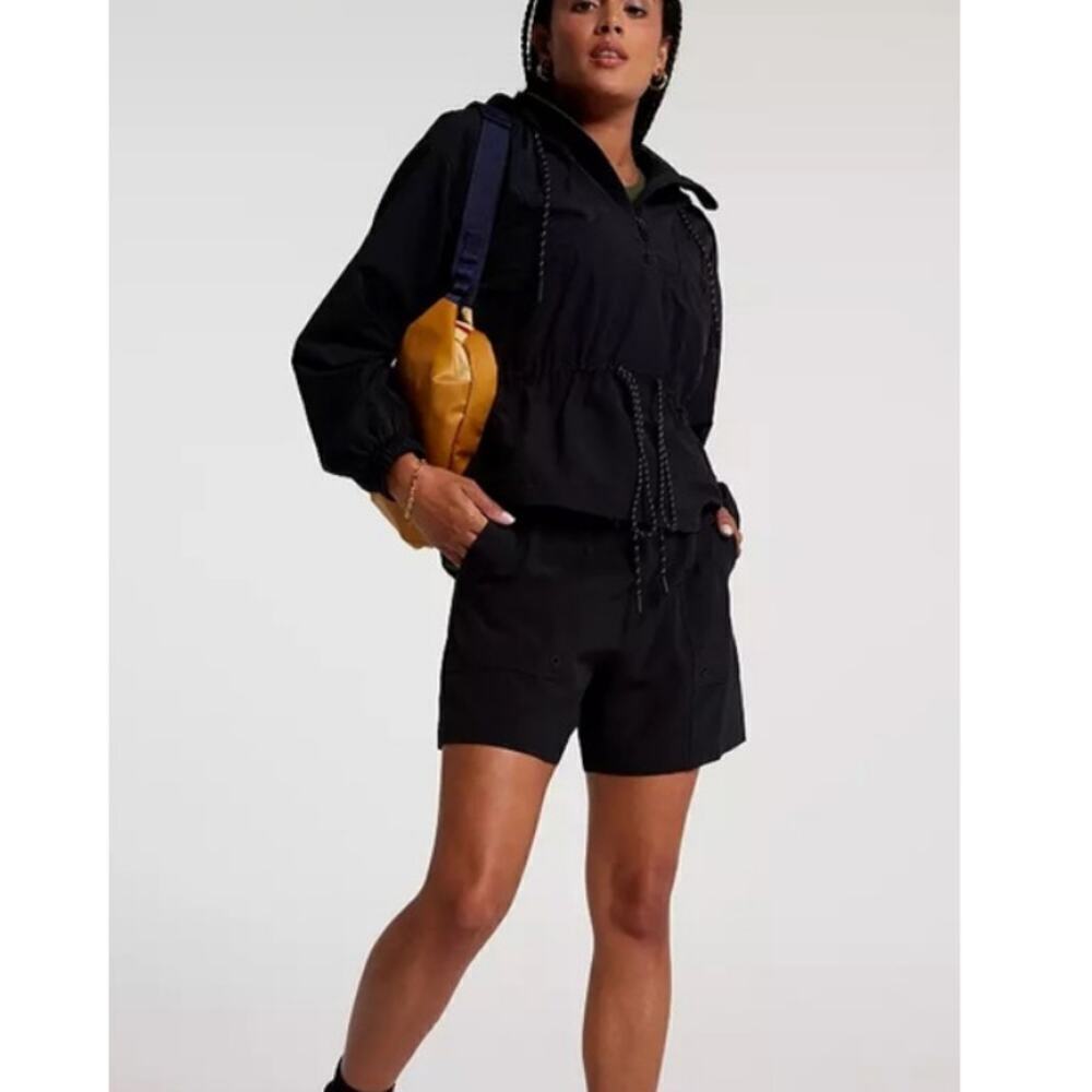 NWT Calia Women’s Pure Black Underwood Hooded Windbreaker Size M